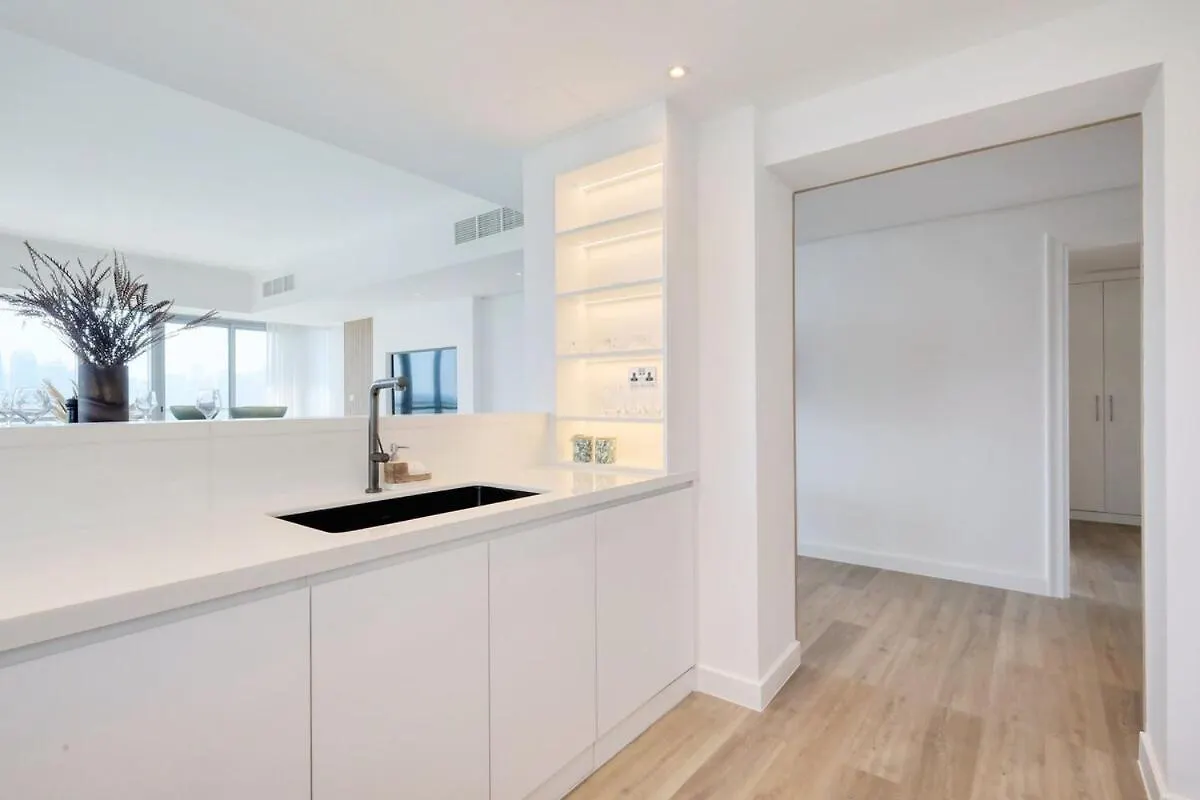 Luxury 3 Bed Apt With Golf Course Views Dubai 0*,