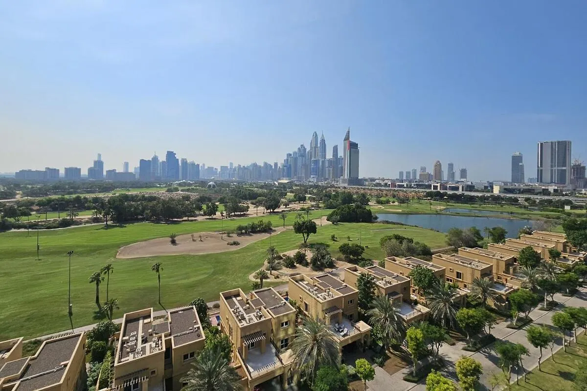公寓 Luxury 3 Bed Apt With Golf Course Views 迪拜