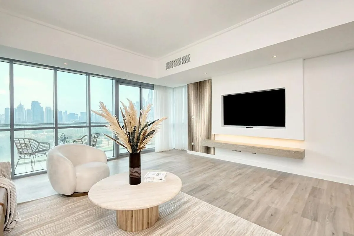 公寓 Luxury 3 Bed Apt With Golf Course Views 迪拜